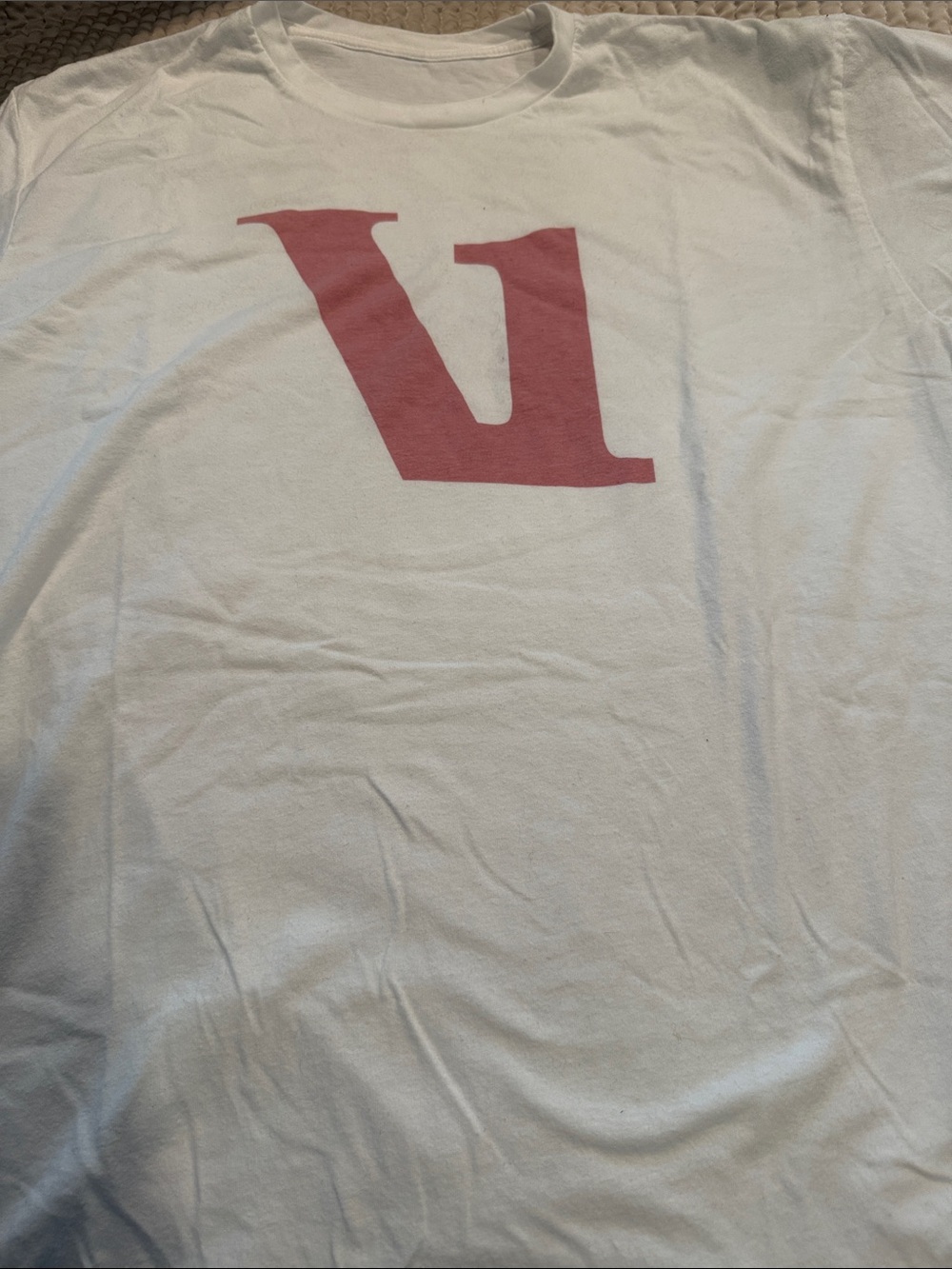 Vuori White Short Sleeve Tee with Pink Logo